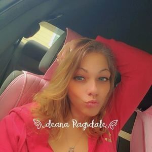 Meet your Posher, Deana